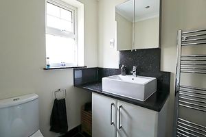 En-Suite- click for photo gallery